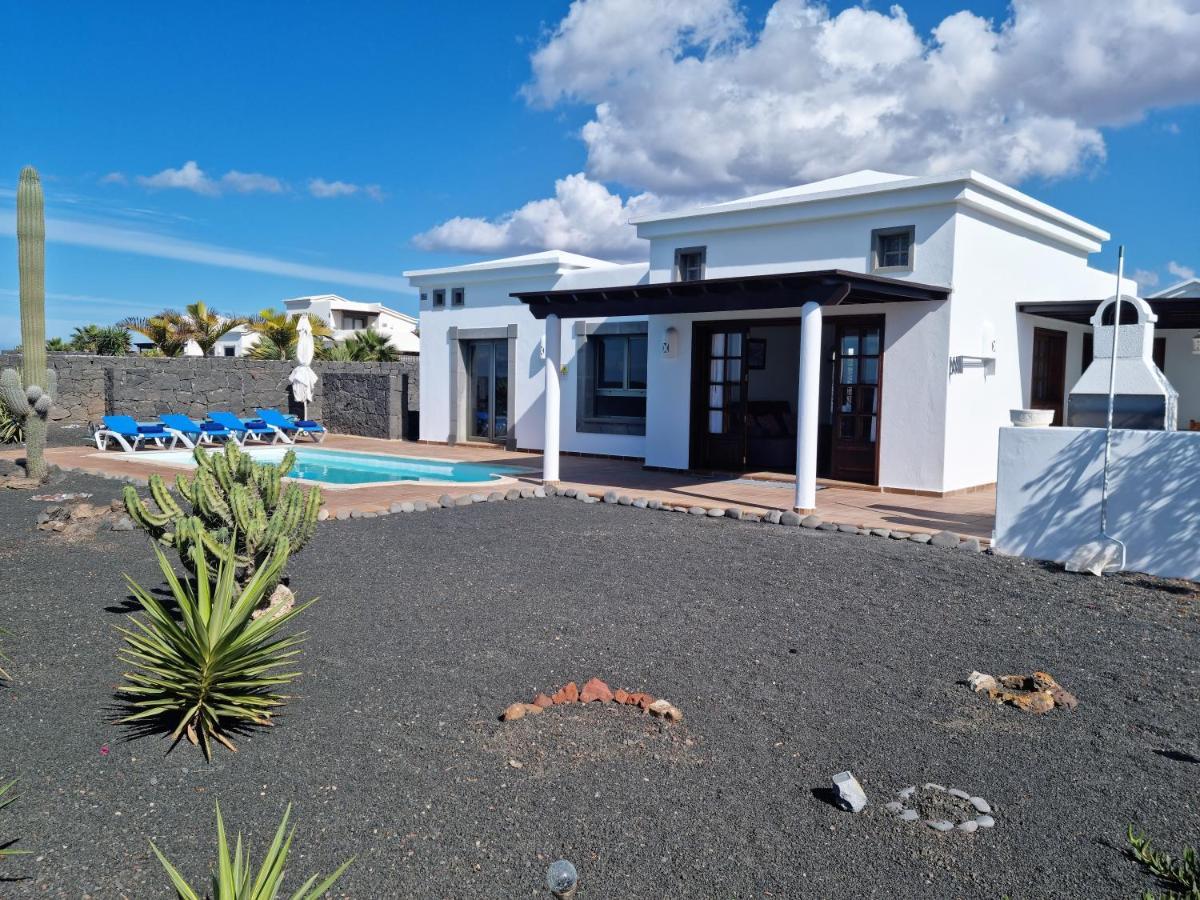 Villa Ana Playa Blanca  Exterior photo