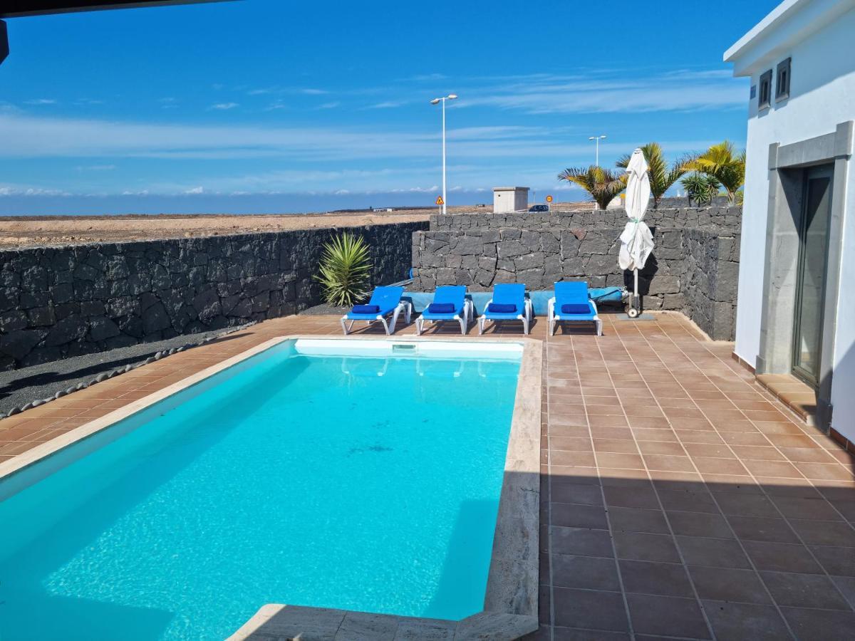 Villa Ana Playa Blanca  Exterior photo